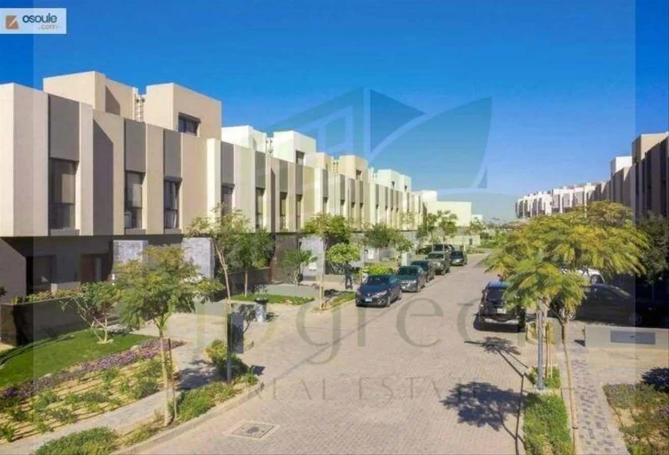 Sale in Al Burouj Compound: Stand-alone villa, finished, RTM installments
