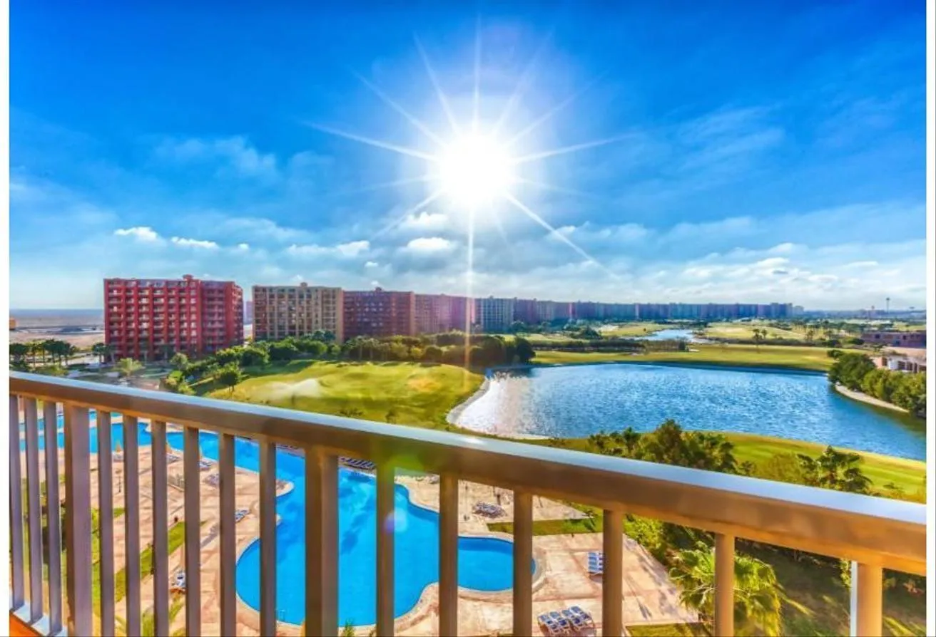 Sale in Golf Porto Marina: تملك شاليه3نوم مساحه كبيره علي حمام سباحه بالتقسيط