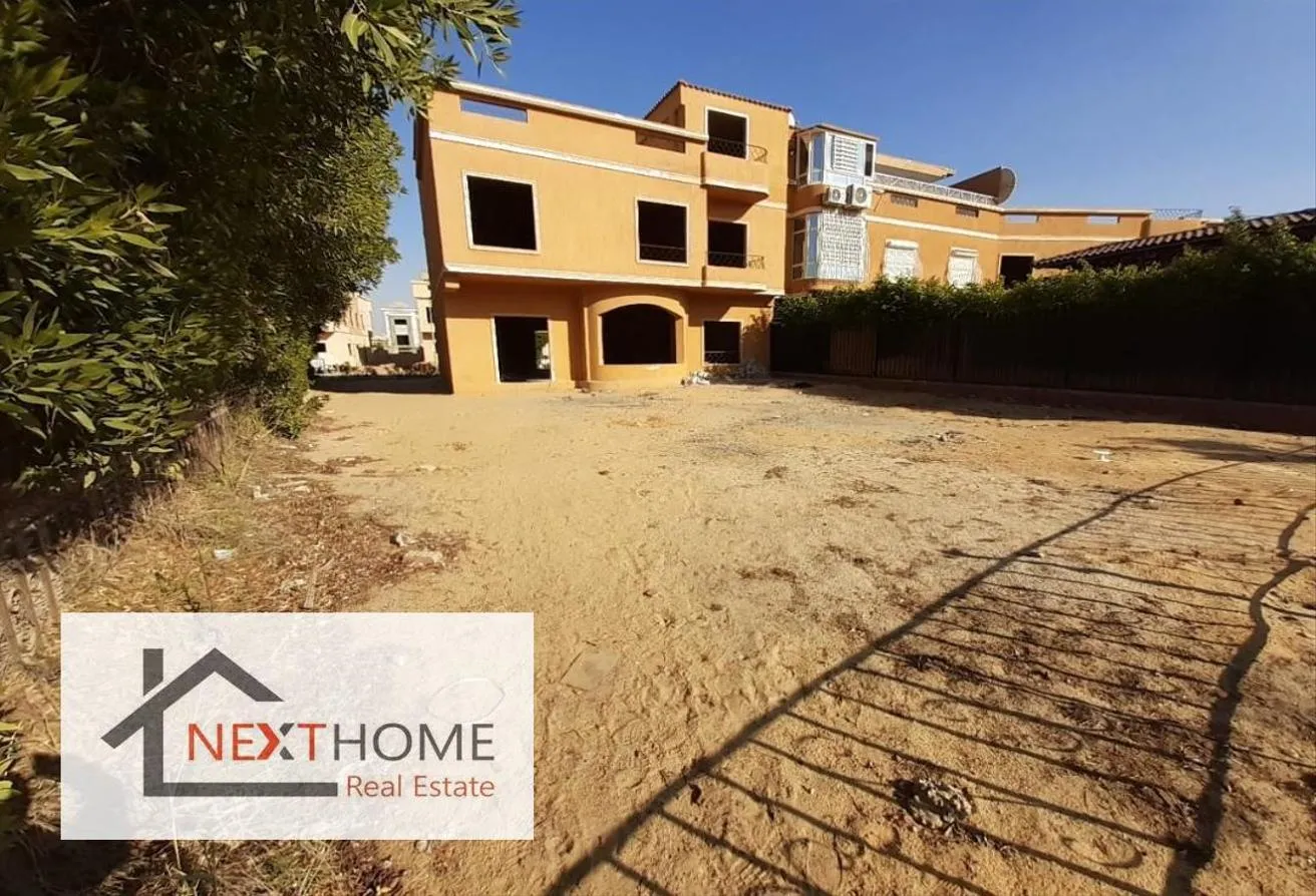 Sale in Katameya Gardens: pportunity for a townhouse corner in Katameya Gar