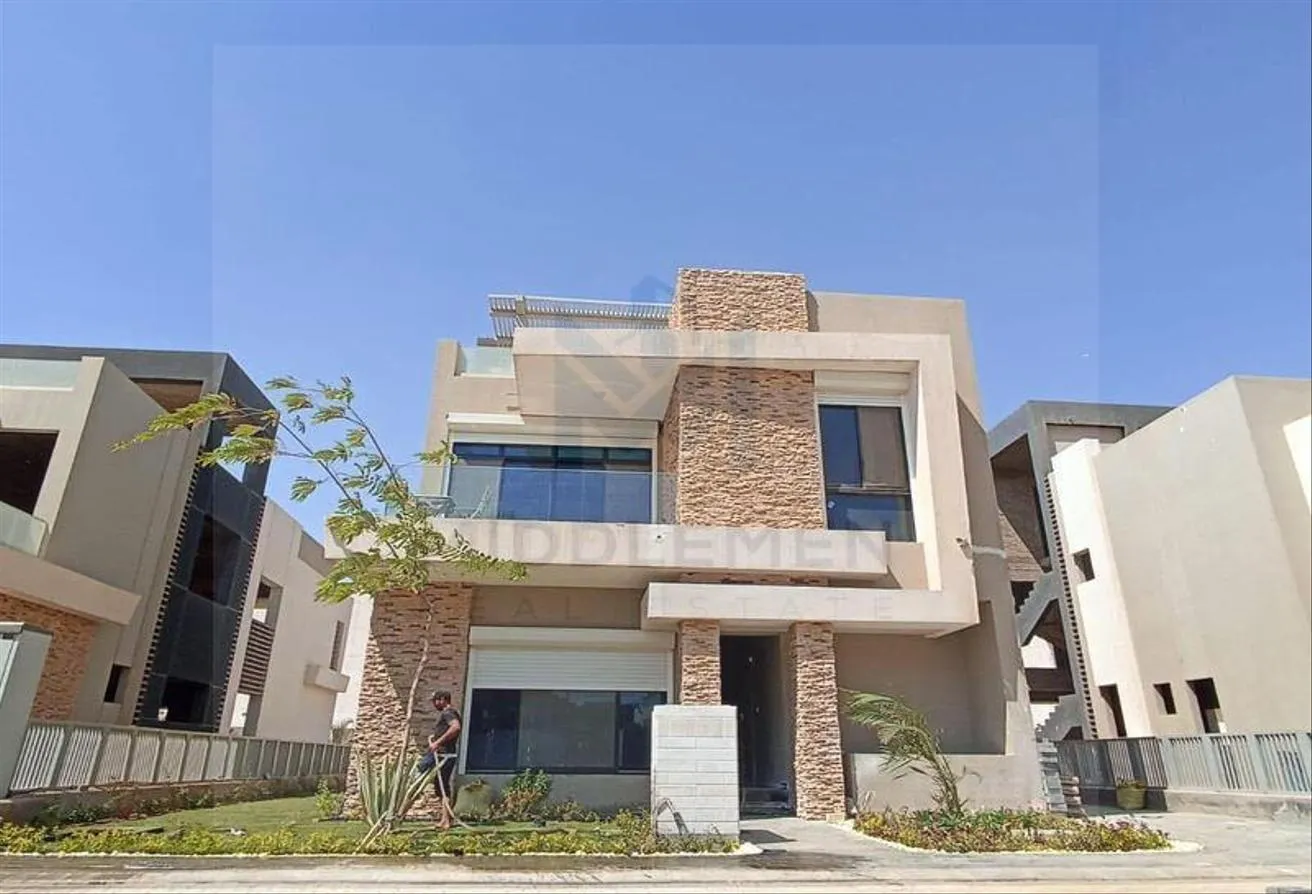 Sale in Midtown Solo: townhouse ready to move view land scape