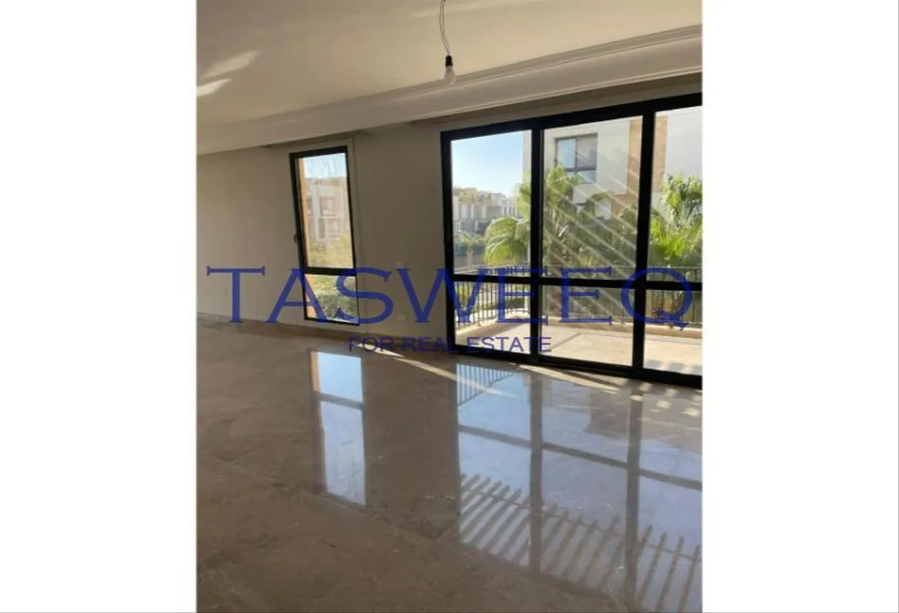 Sale in Westown: Penthouse for sale in Courtyard Beverly Hills 3b3d