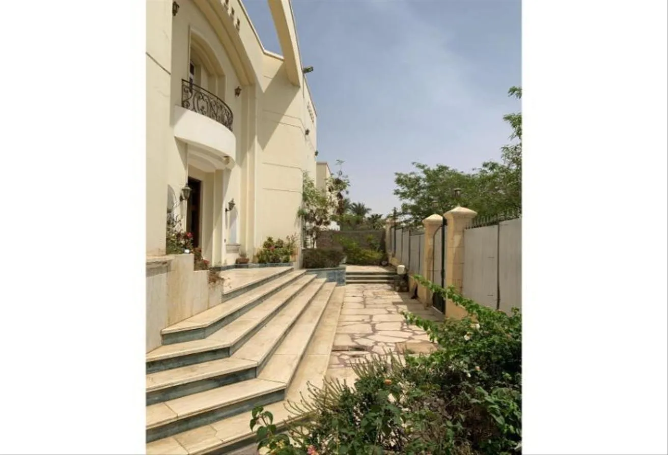 Gallery Image 15