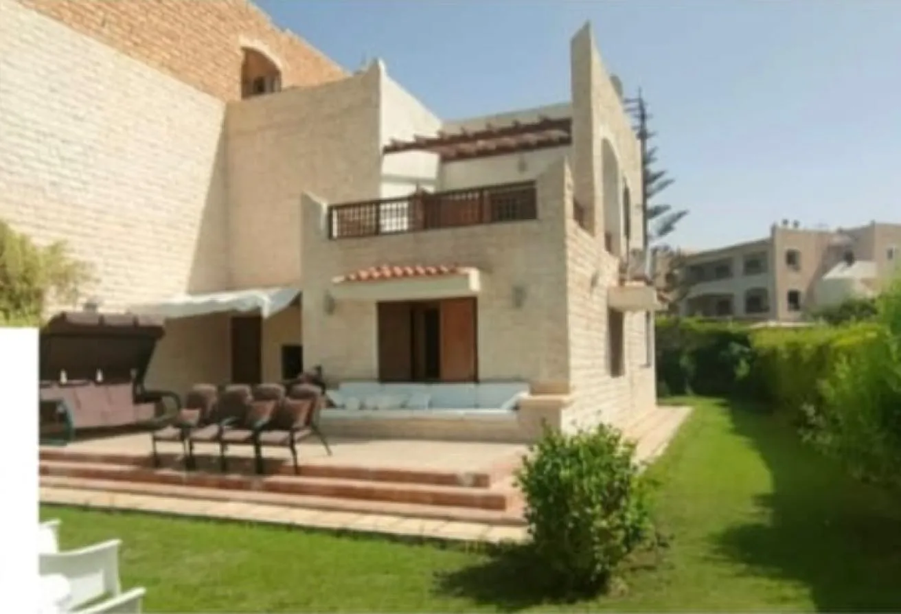 Sale in Marina 7: Duplex for sale marina 7 prime location           