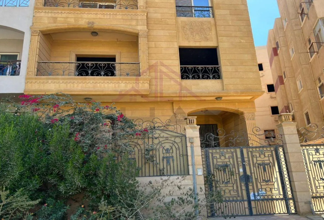 Sale in Zizinia Family Housing: apartment for sale in Zizinia, semi-finished RTM