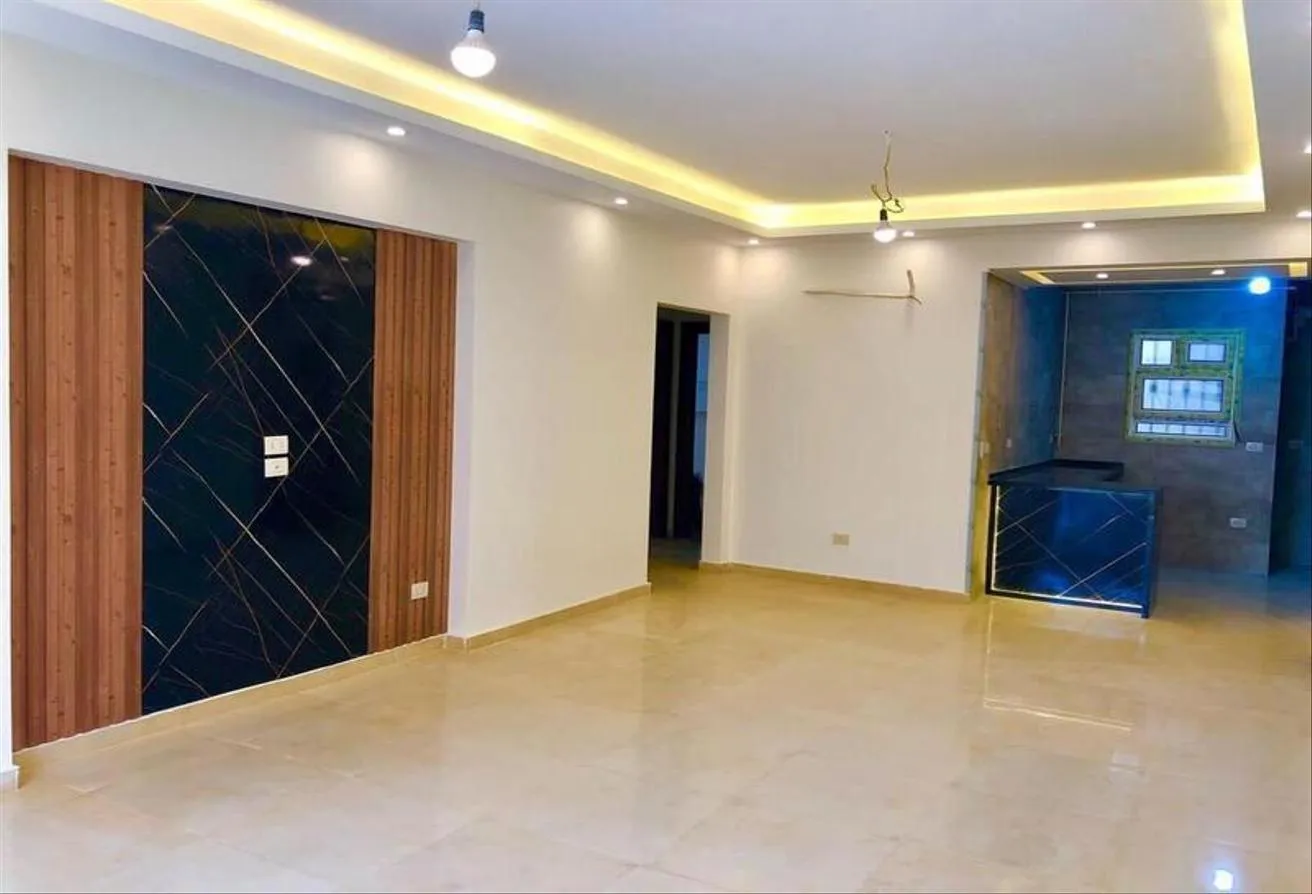 Rent in Leila: شقة للايجار اول سكن بكمبوند ليلة التجمع الخامس   .
