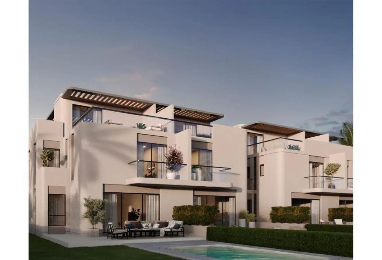 Sale in Lake West 2: فيلا 235م للبيع ف كمبوند ليك ويست اقساط علي 9 سنين
