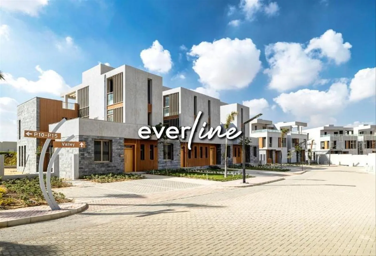 Sale in At East: Townhouse with downpayment 0% over 8 years