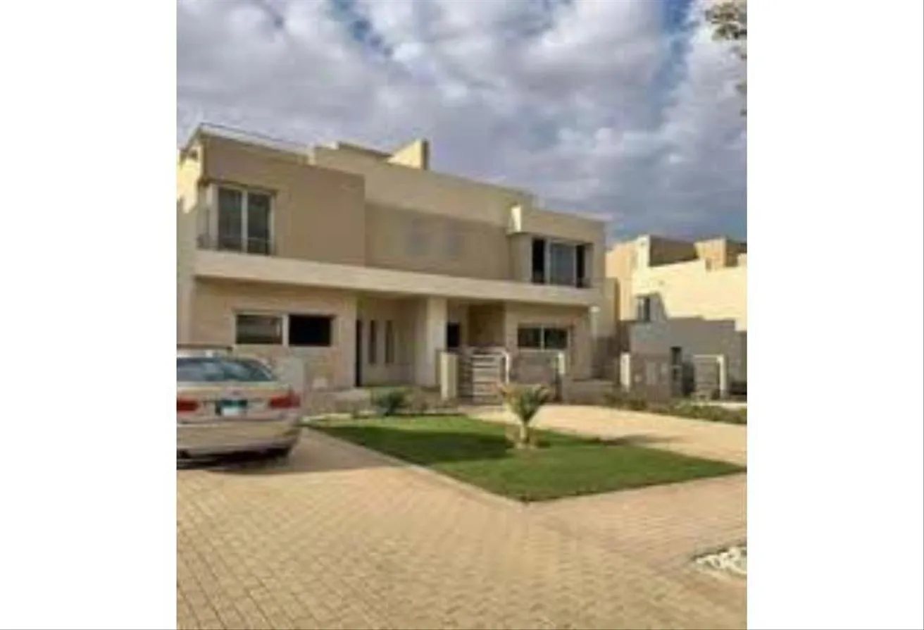 Sale in The Crown: Twin house for sale in The Crown Compound