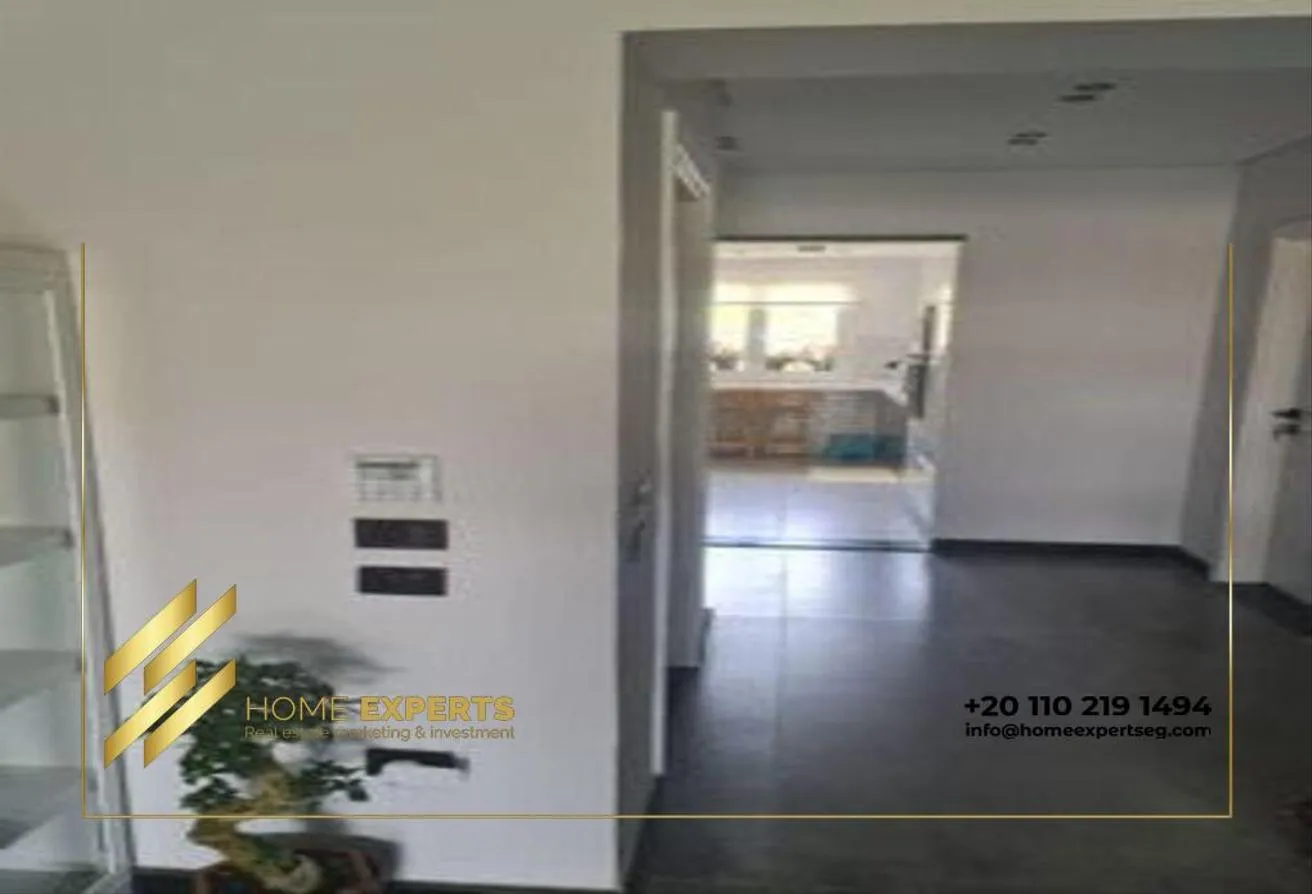 Gallery Image 13