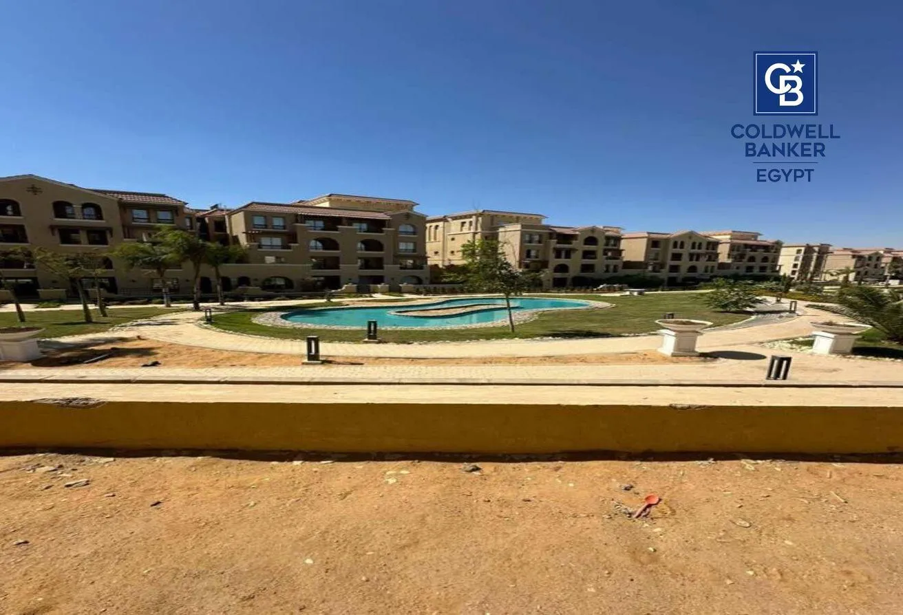 Rent in Al Shorouk Springs: Townhouse villa for rent in Springs El Shorouk Com