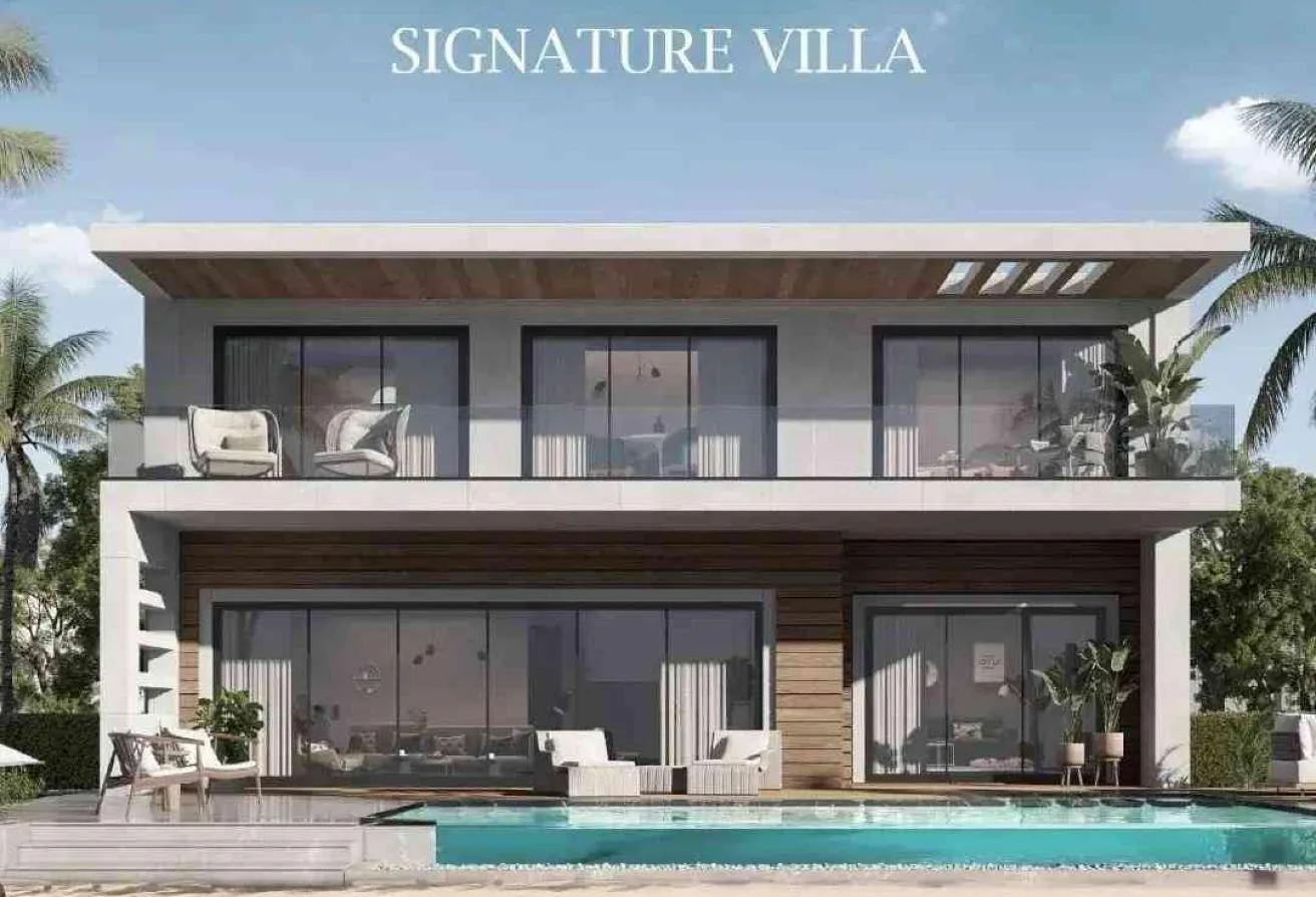 Sale in New Alamein City: فيلا بمساحة 635 علي البحر بجوار خليج راس الحكمه 
