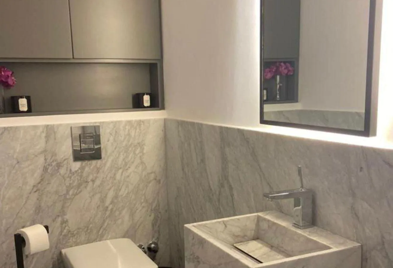 Sale in The Courtyard: Penthouse at courtyard for sale 