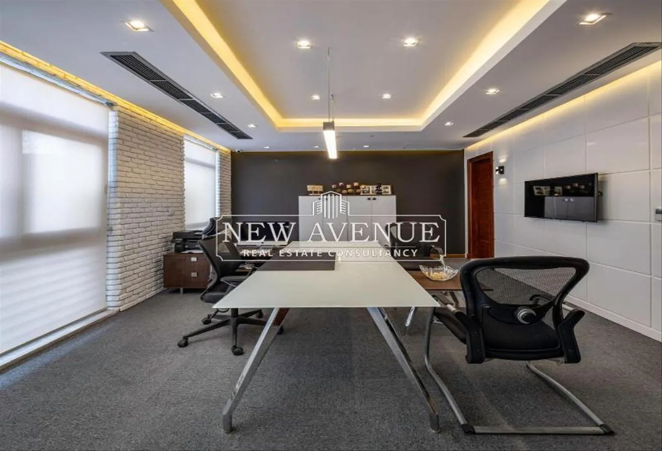Rent in The Courtyard: Stylish 4-Bedroom Apartment in Sodic West