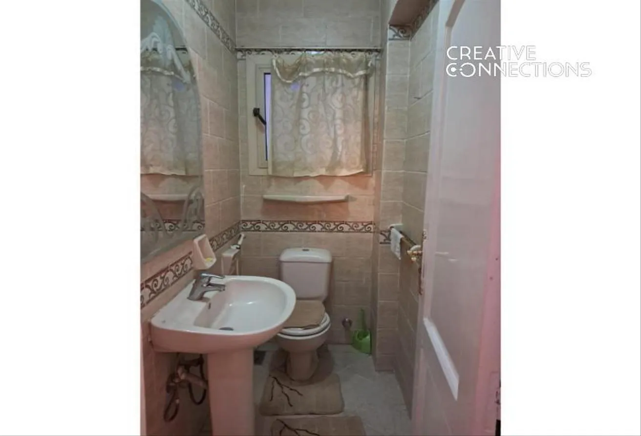 Rent in 8th District: شقة للايجار مفروش بالحى الثامن بالقرب من الحصرى