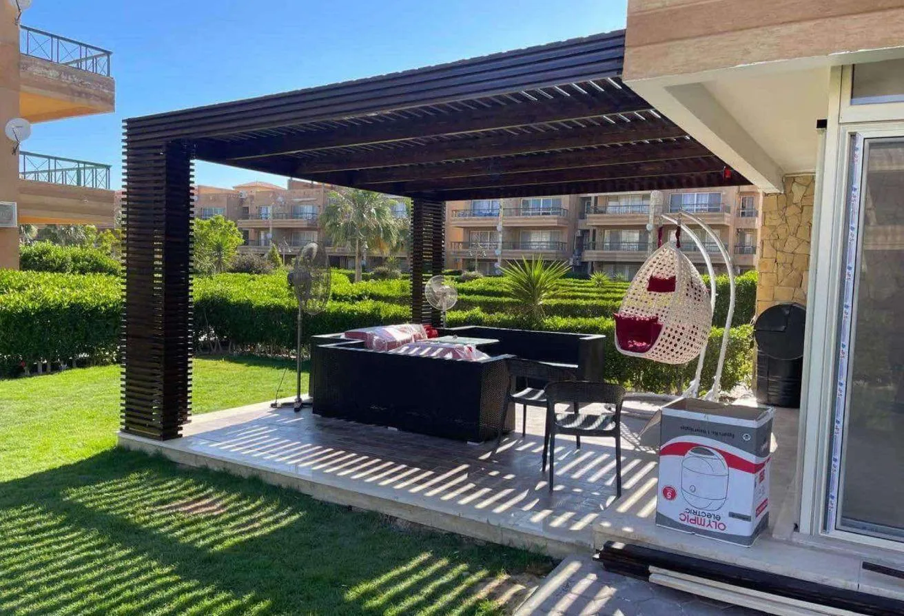 البيع في بلومار وادي دجلة: شالية ارضي بجاردن متشطب بالكامل بالفرش استلام فوري 