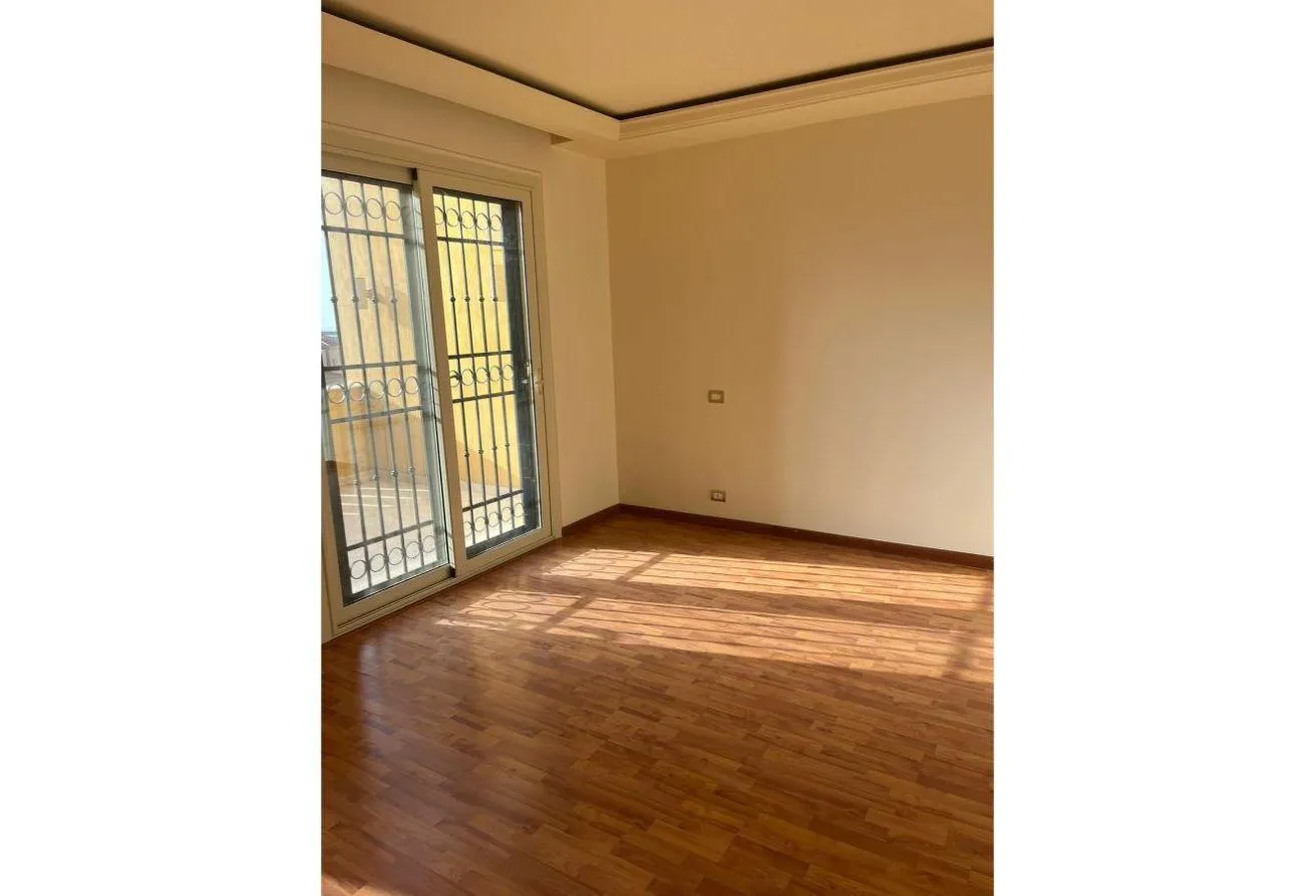 Gallery Image 17