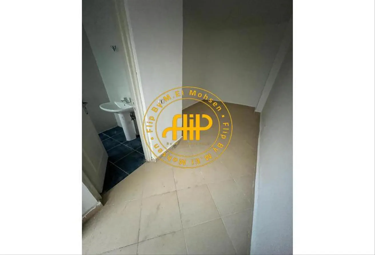 Gallery Image 13