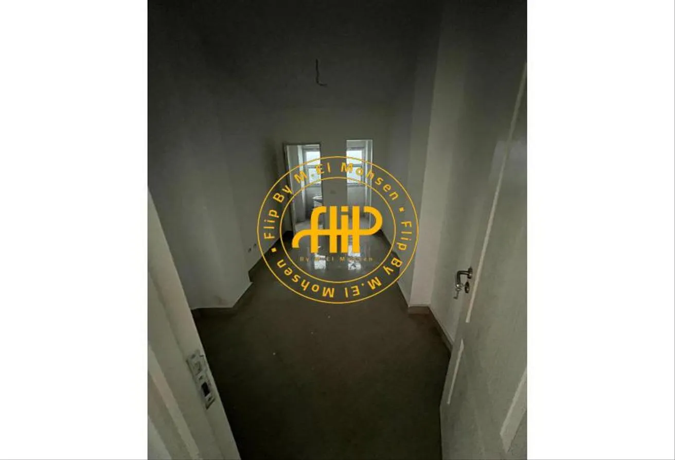 Gallery Image 16