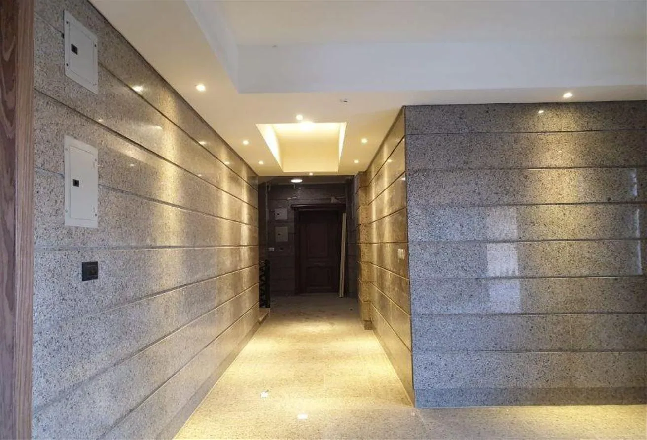 Sale in Diar 2: Penthouse Diar 2 Compound RTM 5y instal October