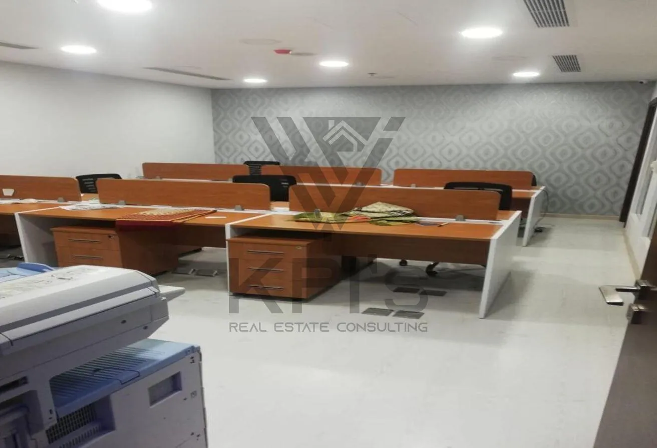 Sale in Trivium Business Complex: Resale Office Finished in Trivium Complex 210M