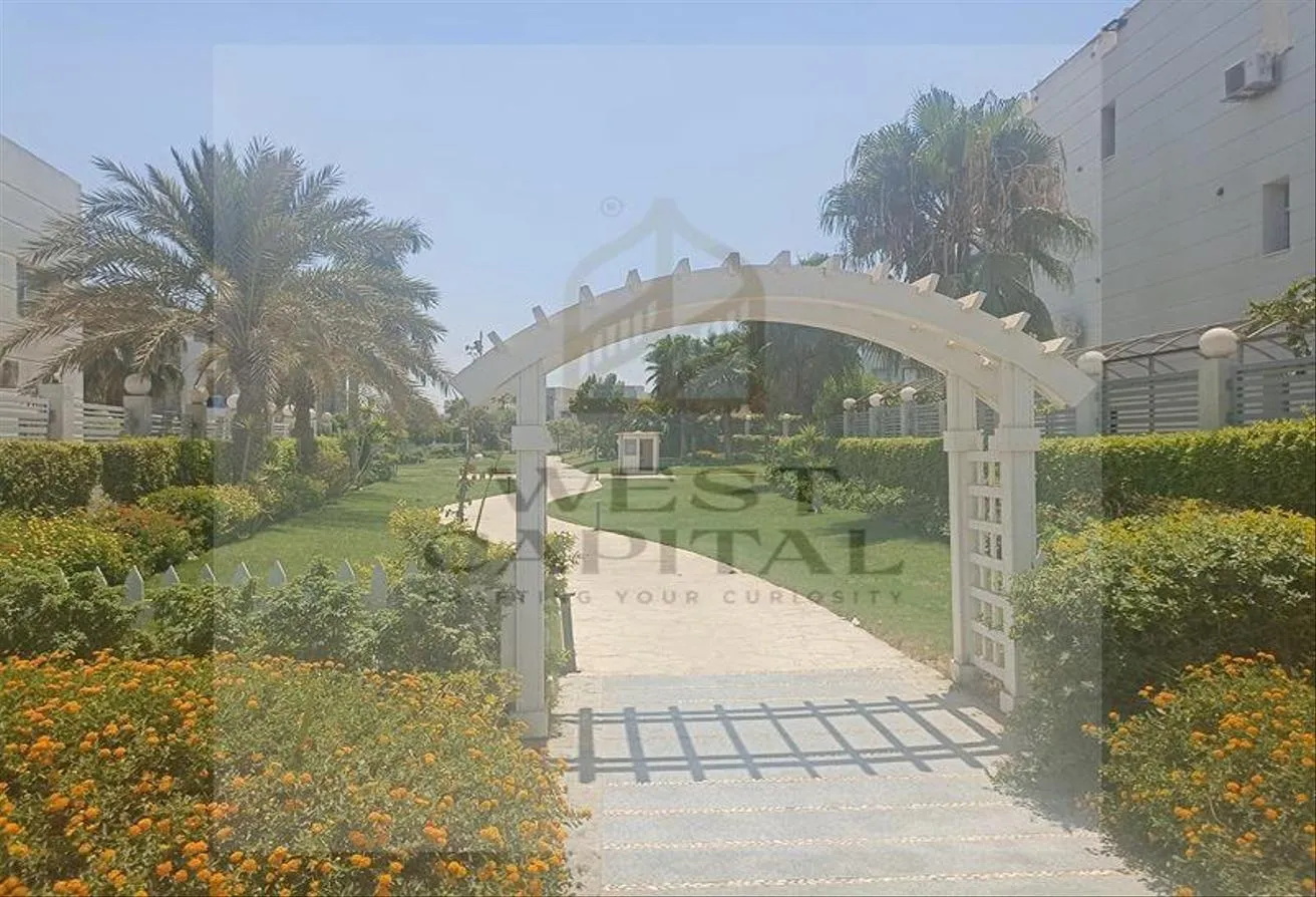 Sale in Cleopatra Square: Villa with pool | On Waslet Dashour | 8-Years plan