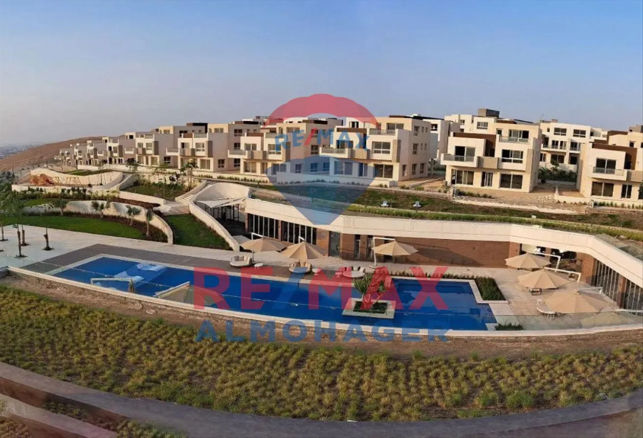 Sale in Pyramids Heights: Under Market Price APT with Garden - SOLEYA