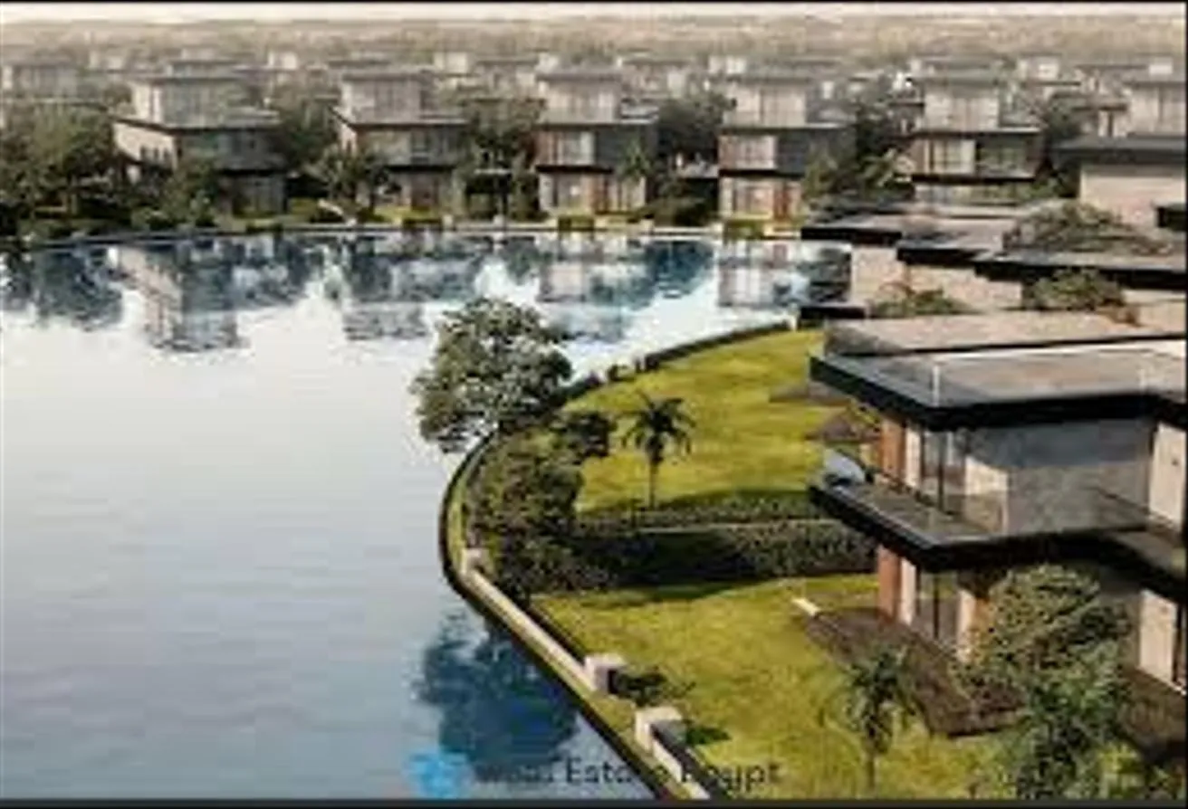 Sale in De Joya: شقة كمبوند كورنر بحري فيو ليك- corner pool view