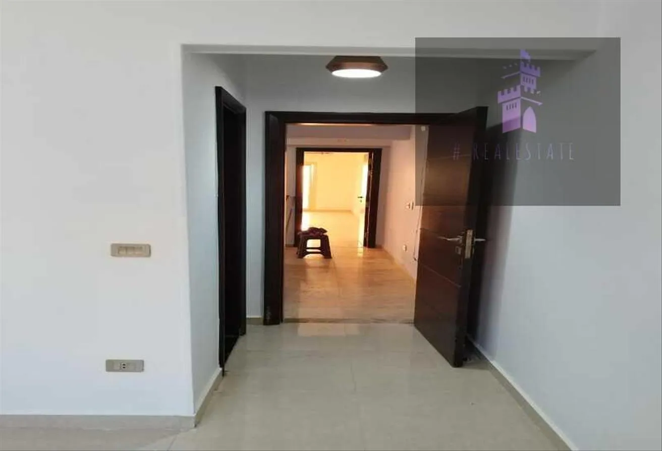 Gallery Image 18