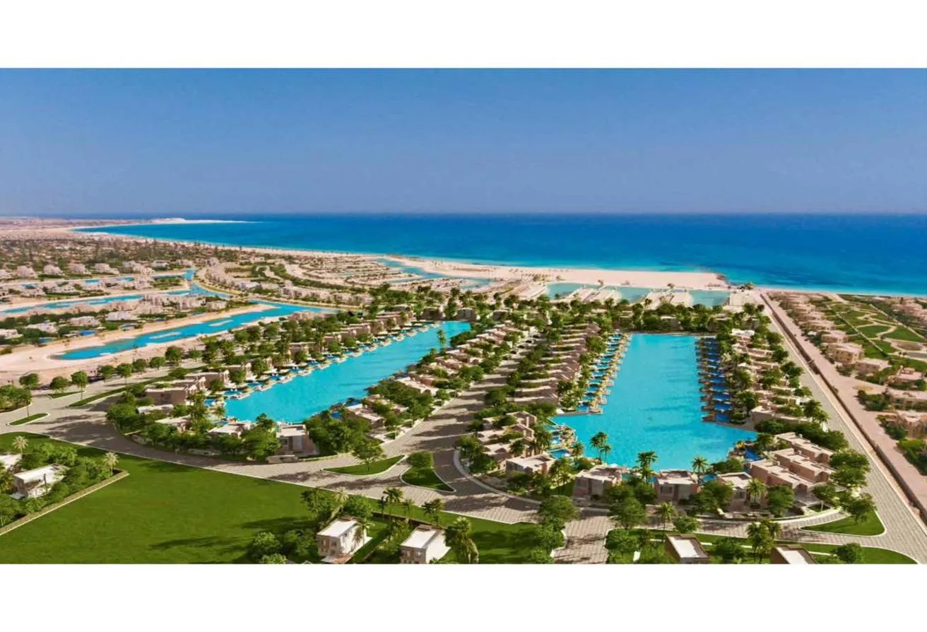 Sale in Hacienda Waters: 5% Dp  Penthouse Double View-Palm Hills over 10Y