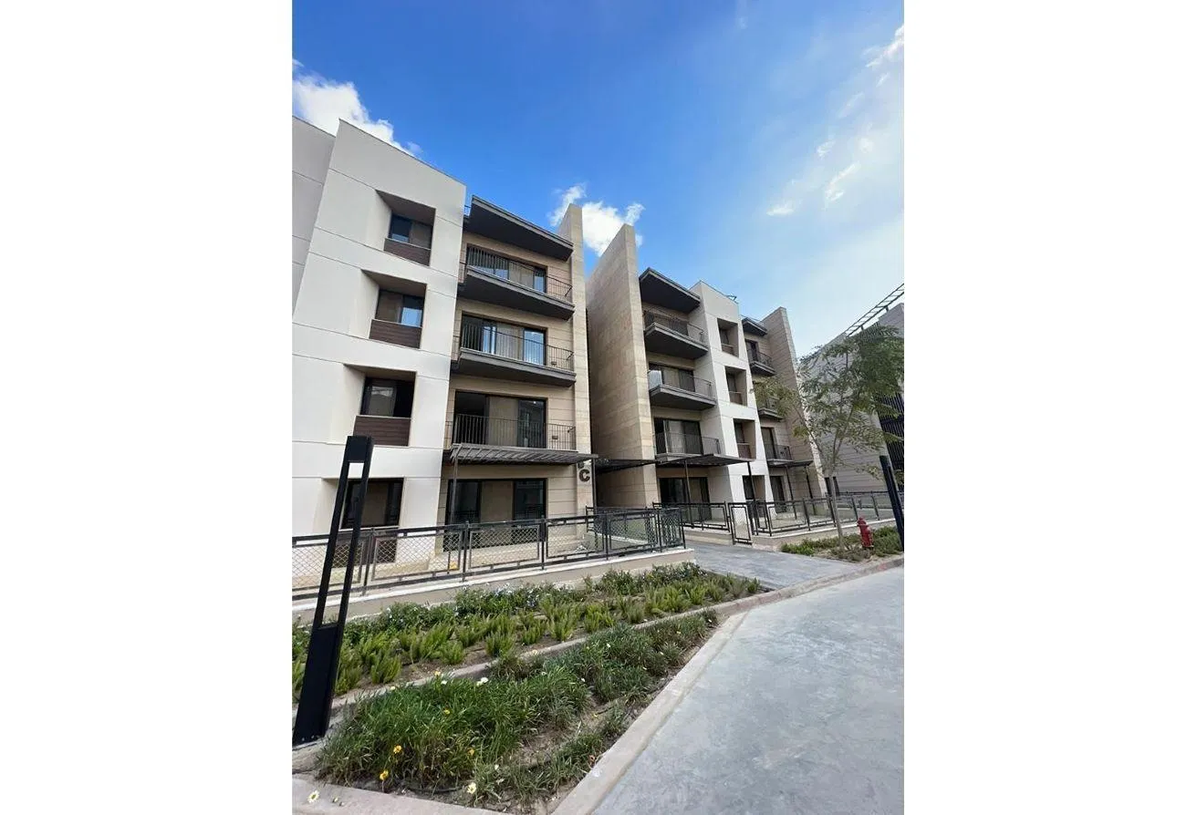 Sale in Sodic West: Finished ready to move in Sodic West, Sheikh Zayed