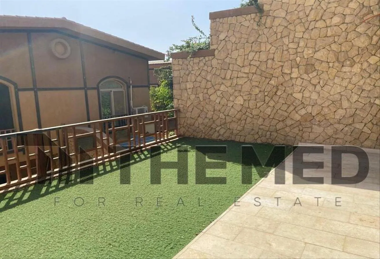 Sale in Pyramids Walk: توين هاوس متشطب للبيع خلف مول مصر وبجوار بالم هيلز