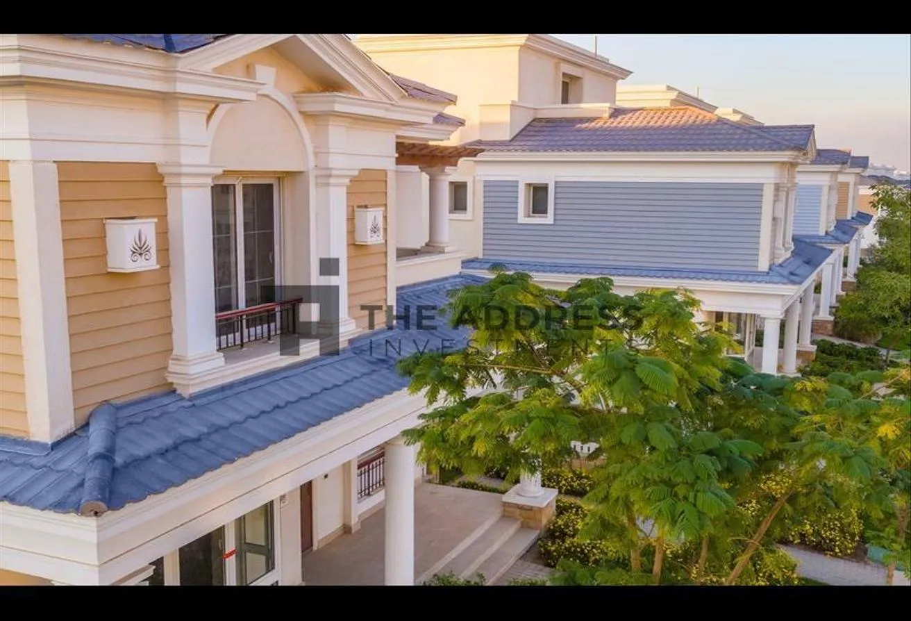 Sale in Kingsway: limited time, 10-years installment units from MV