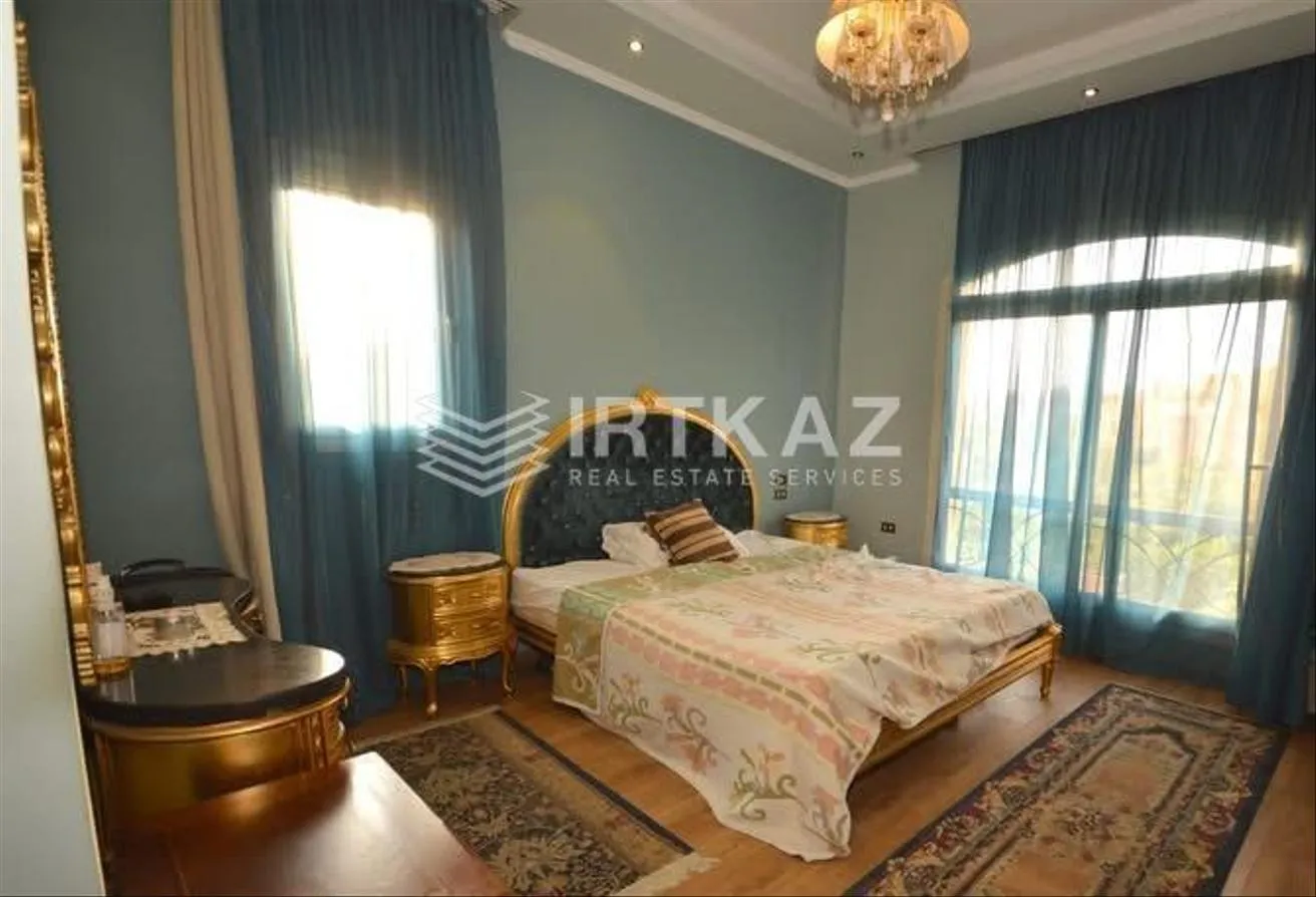 Gallery Image 12
