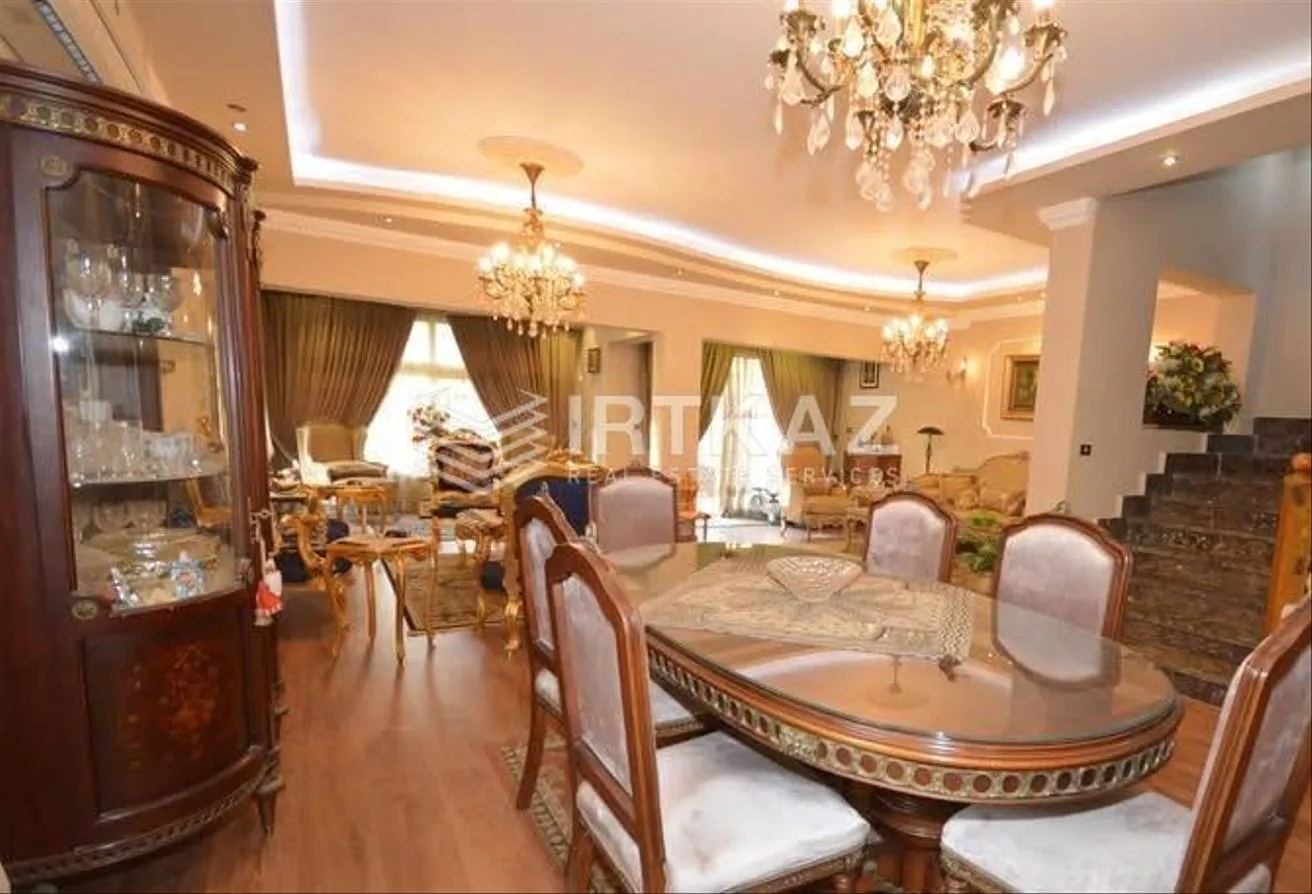 Sale in Dyar Compound: Own now Villa Resale FULLY FINISHED| PRIME LOCATIN