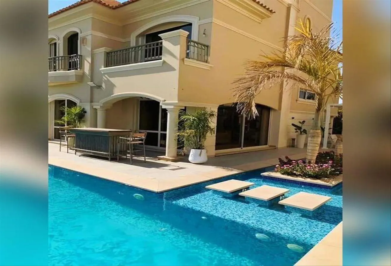 Sale in Al Patio Prime: Villa for sale ready to move in lavista al shourok