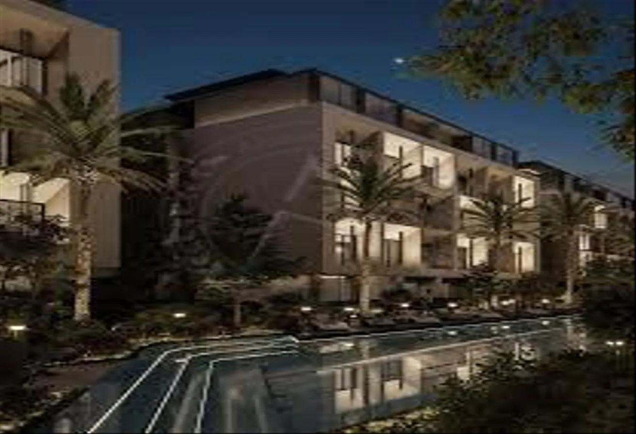 Sale in Blanks: luxuries hotel apartment with inst. over 8 years