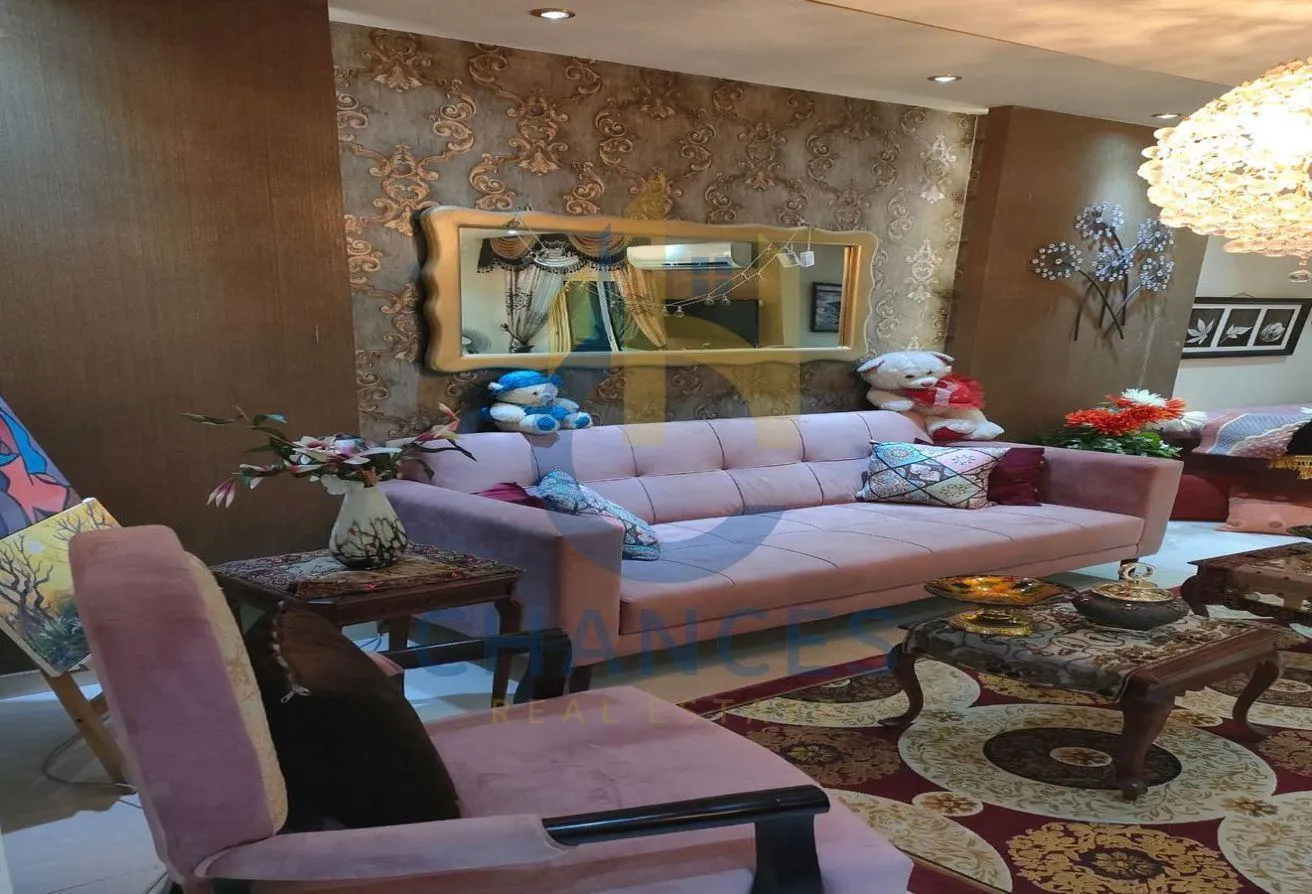 Rent in El Yasmeen 2: Roof for rent in Jasmine 2 in the Fifth Settlement