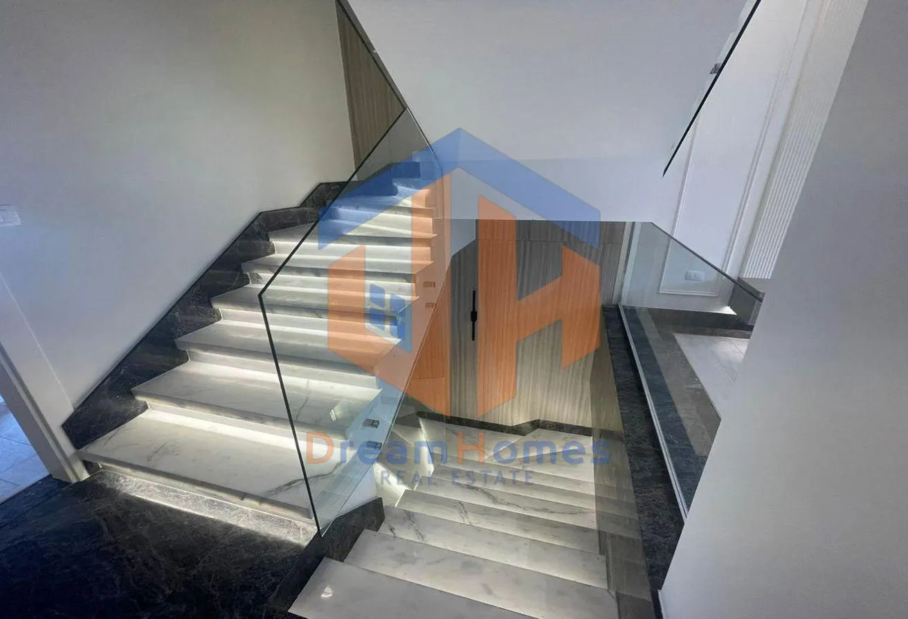 Gallery Image 25
