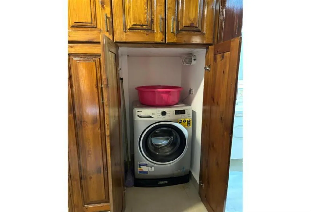 Gallery Image 13