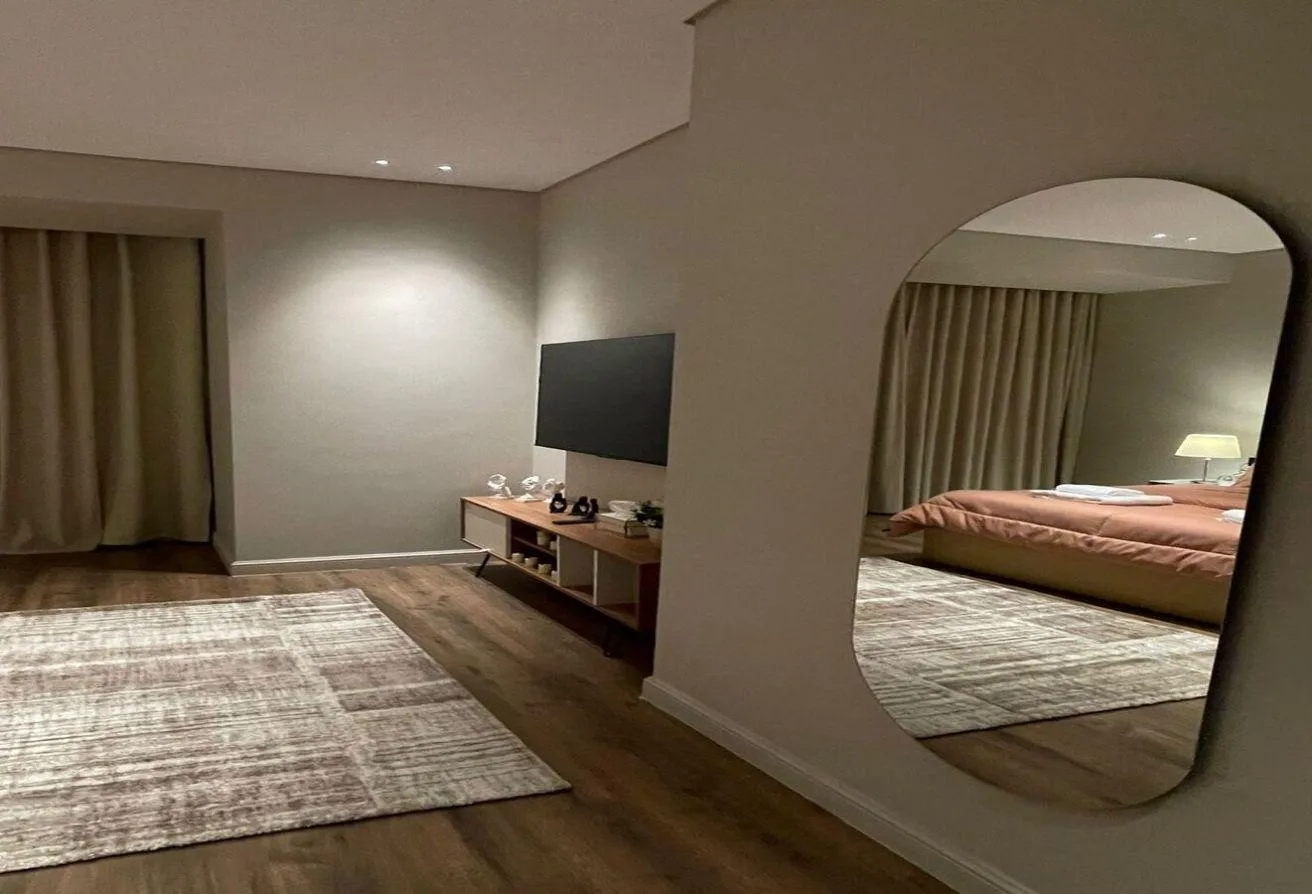 Sale in Silver Palm: apartment for sale at silver palm compound