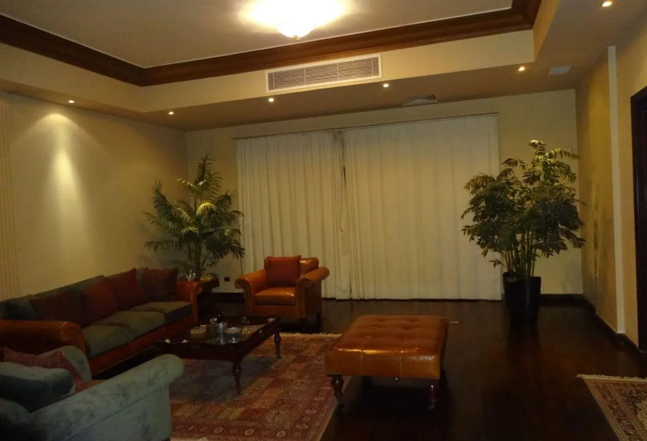 Gallery Image 24