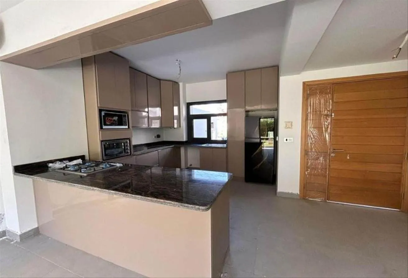 Sale in Al Burouj Compound: Own last villa 340m fully finished  in Al Shorouk
