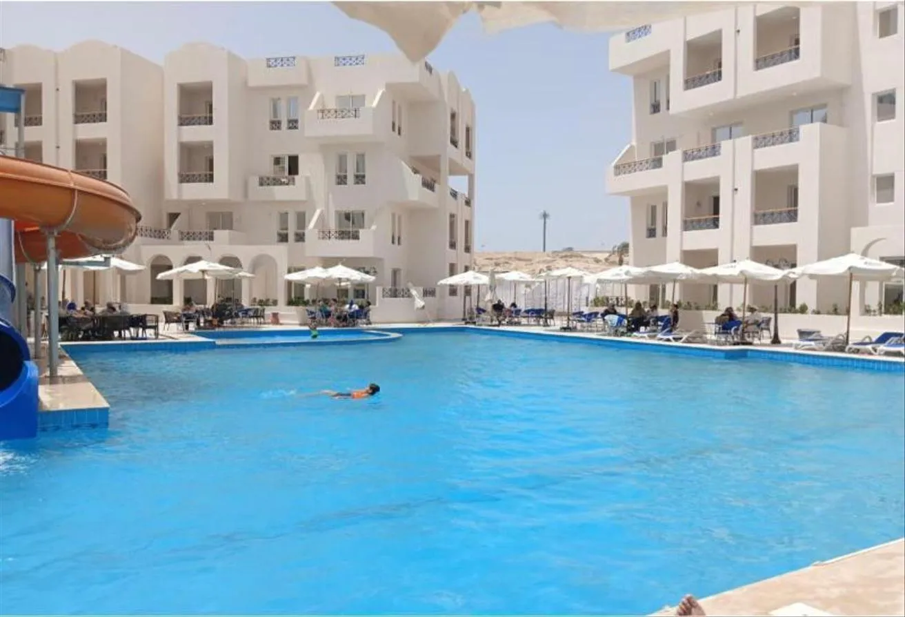 Sale in Santorini: استوديو  للبيع الساحل الشمالي استلام فوري تسهيلات