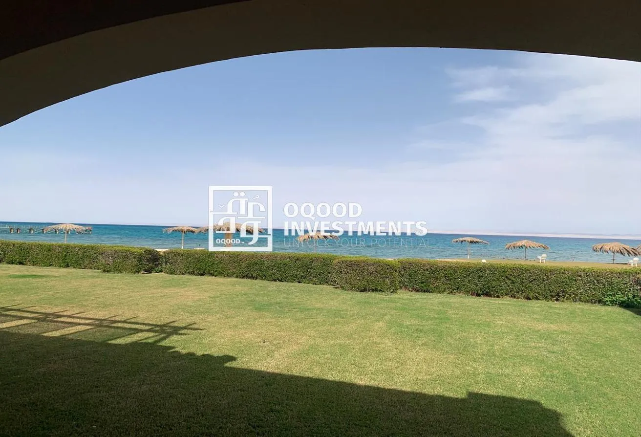 Sale in La vista Ras El Hikma: Own finished chalet in a very prime location