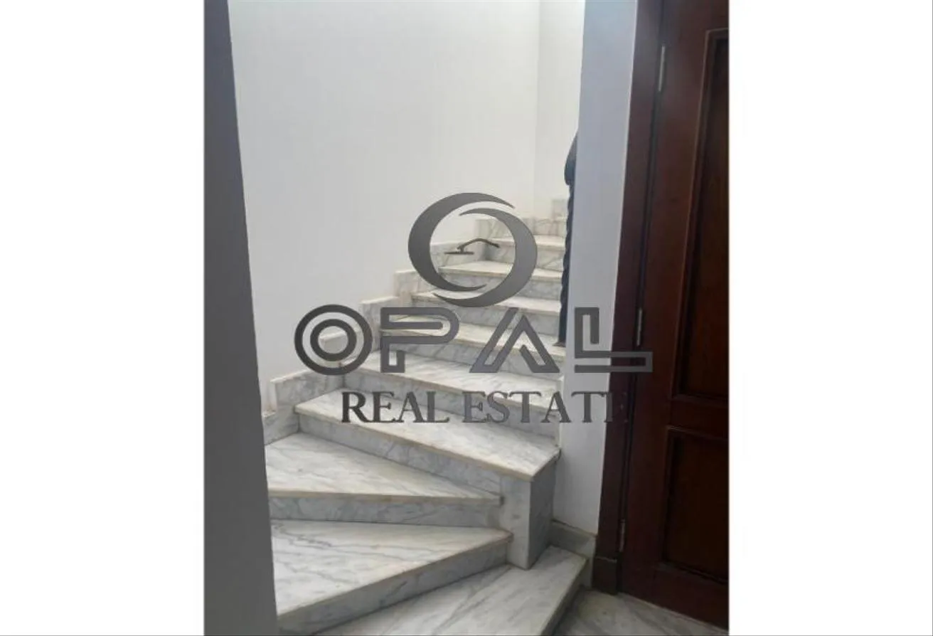 Rent in Six West: Casa duplex 3 rooms + nani (finished + kitchen)