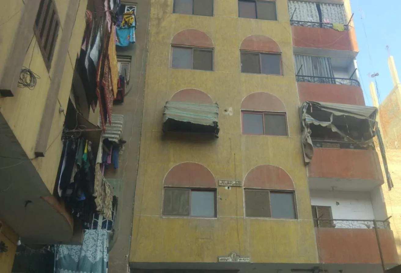 Sale in Al Qawmia Al Arabia St.: لهواة الاستثمار أرخص عمارة فى مصر بأسانسير 