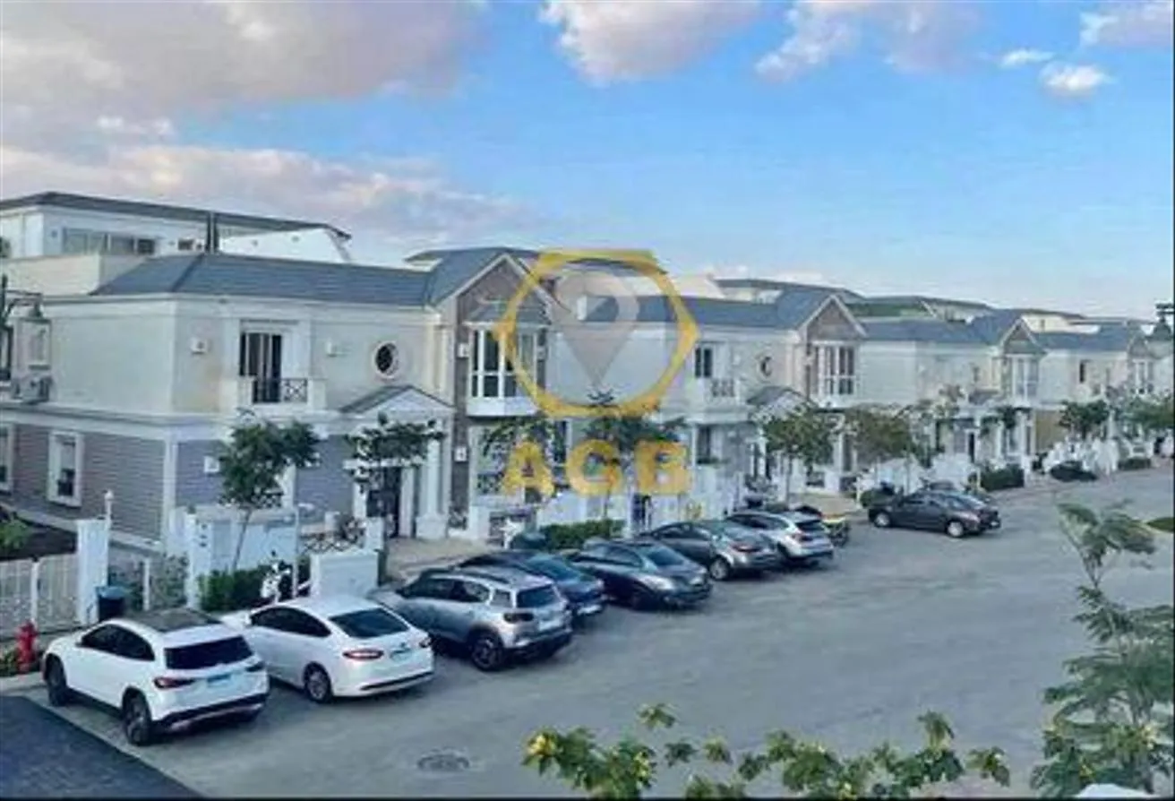 Sale in Mountain View 4: Ready-to-move-in villa available for a cat in Moun
