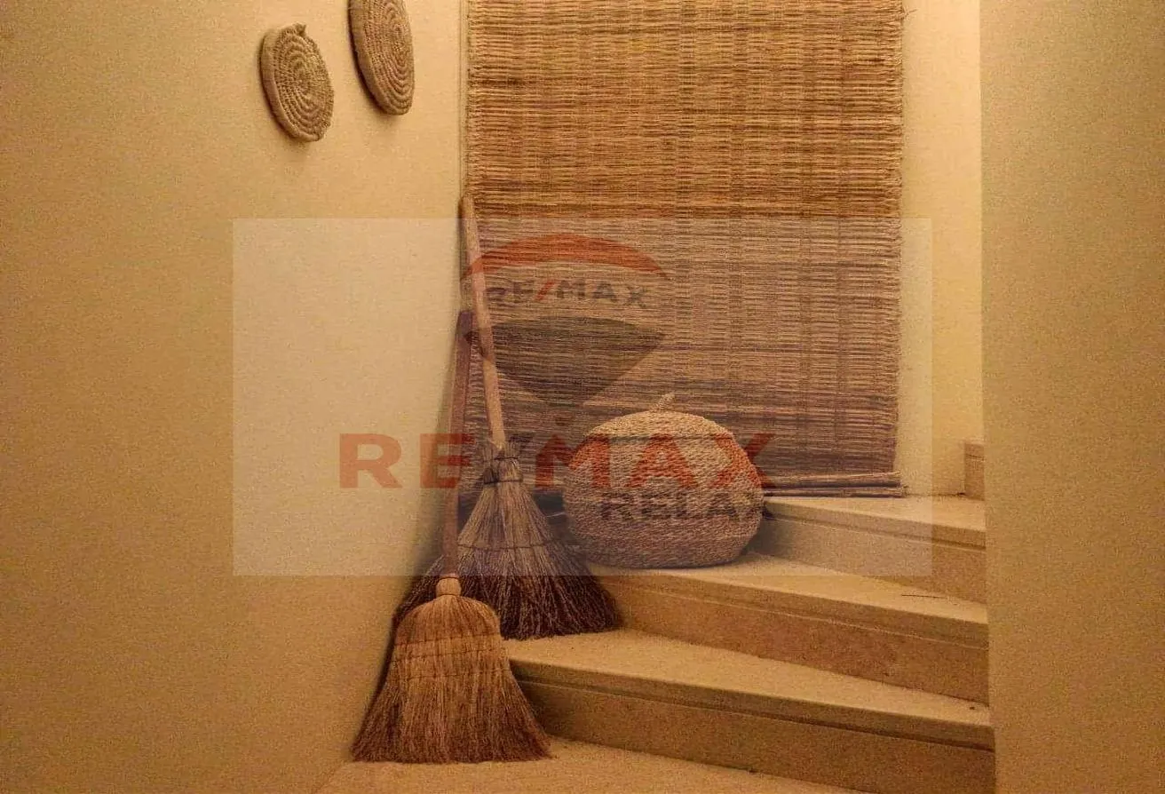 Gallery Image 19