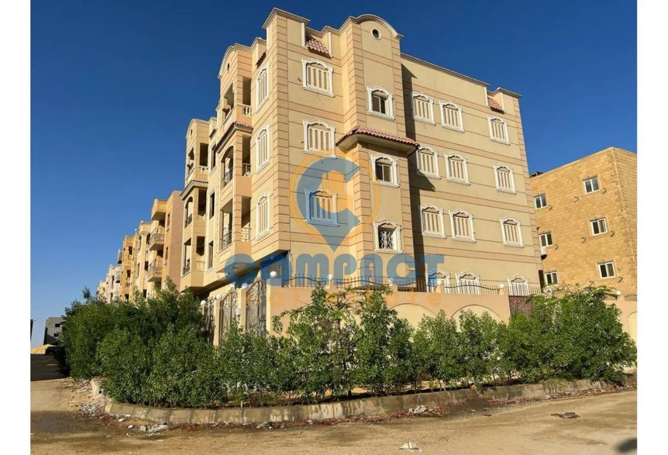 Sale in Northern Expansions: Super deluxe building for sale at a special price