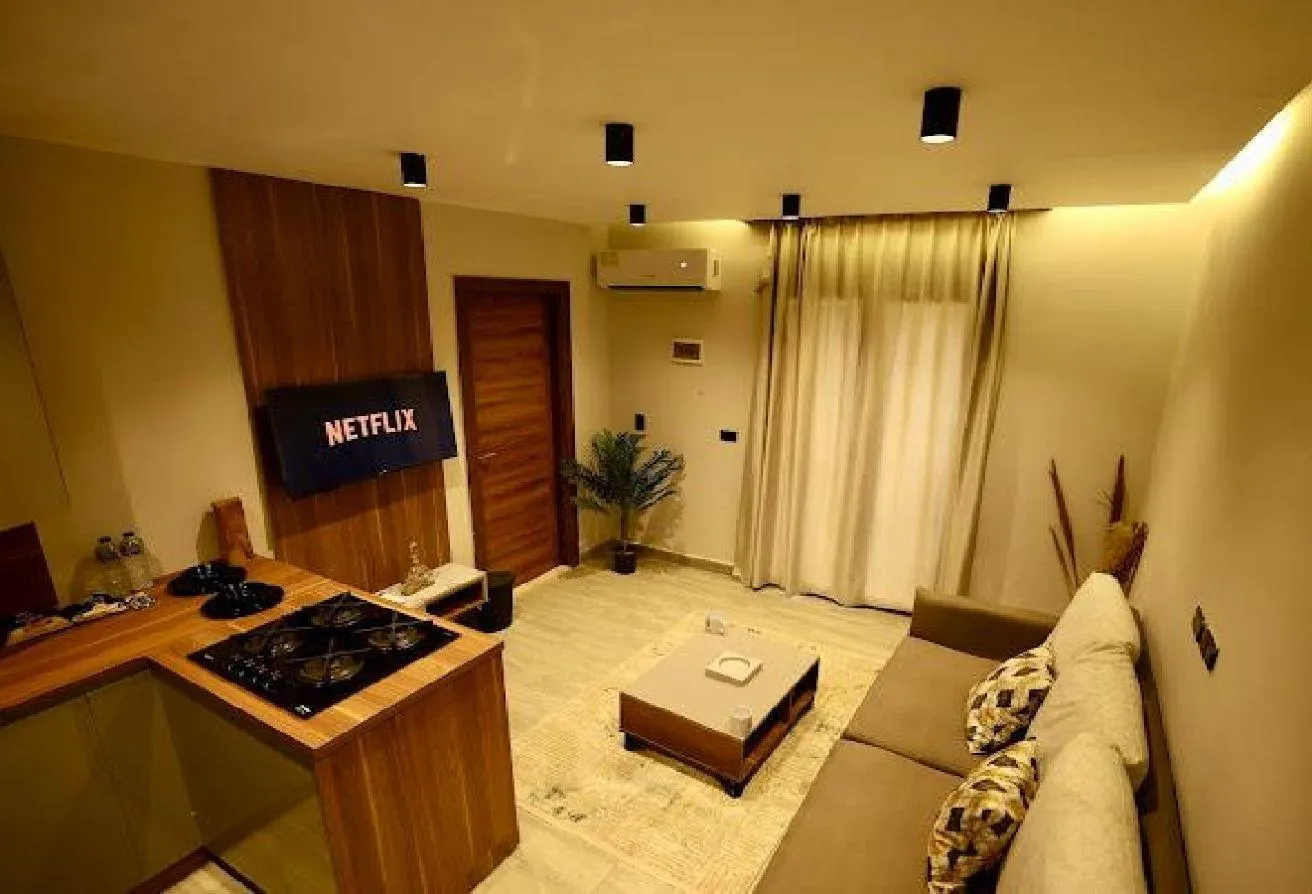 Rent in Al Andalus El Gedida: ستوديو مفروش للإيجار حى الأندلس تجمع ٥